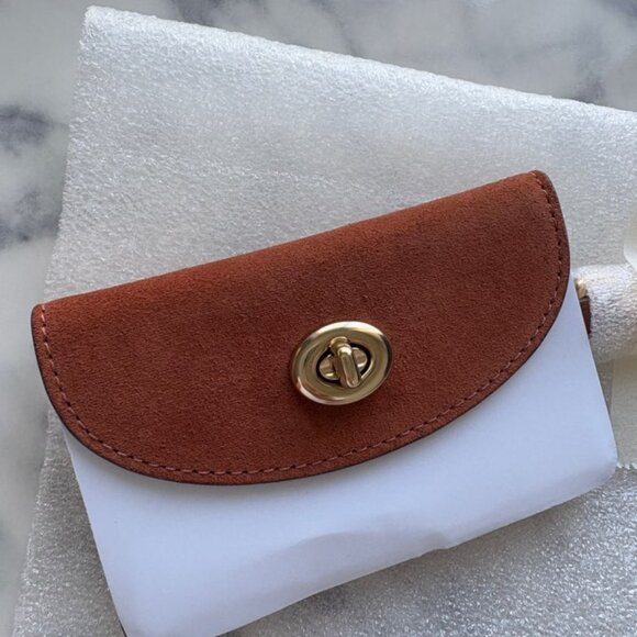 New! COACH Turnlock Card Case 1941 Saddle - Picture 9 of 9